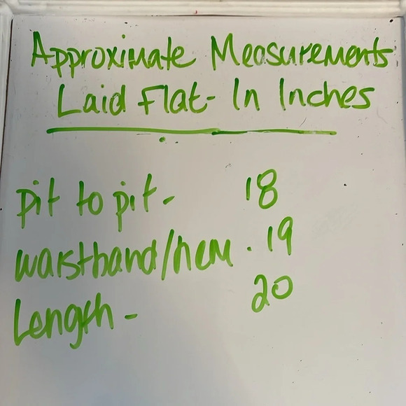 PINK ROSE Grey Waffle Knit Cropped Tank Top Flowy Decorative Buttons Size M - Picture 9 of 10